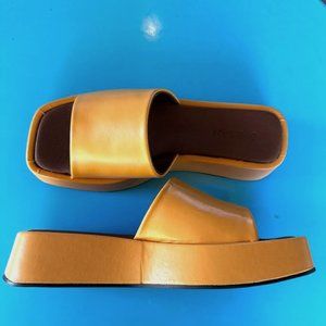 Alohas Svegan Janice Spicy Orange Sandals